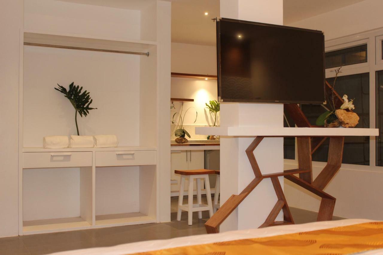 Manoc-Manoc Oyo 609 G Executive Hotel And Spa Boracay מראה חיצוני תמונה