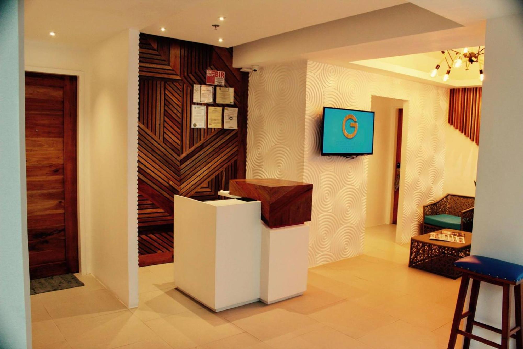 Manoc-Manoc Oyo 609 G Executive Hotel And Spa Boracay מראה חיצוני תמונה