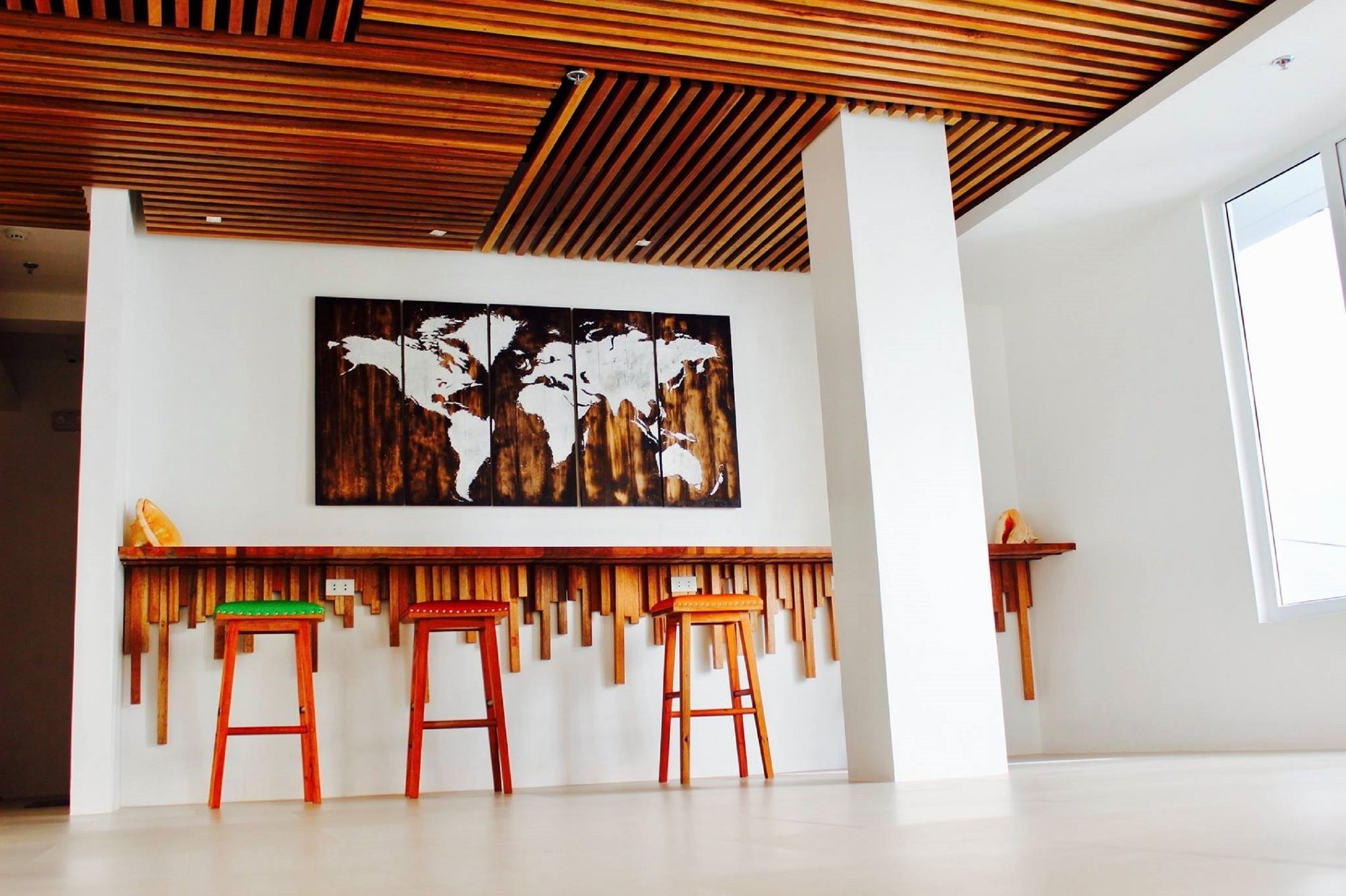 Manoc-Manoc Oyo 609 G Executive Hotel And Spa Boracay מראה חיצוני תמונה
